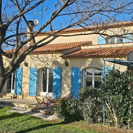 Typique Entre Terre Et Villa Hyères