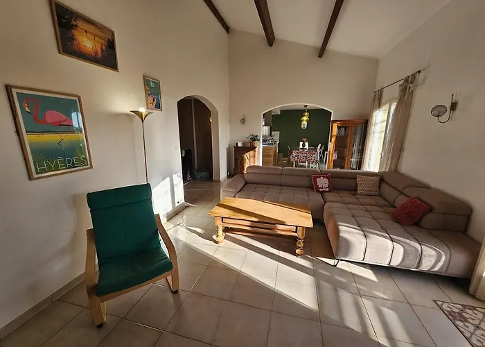 Villa Typique Entre Terre Et Hyères