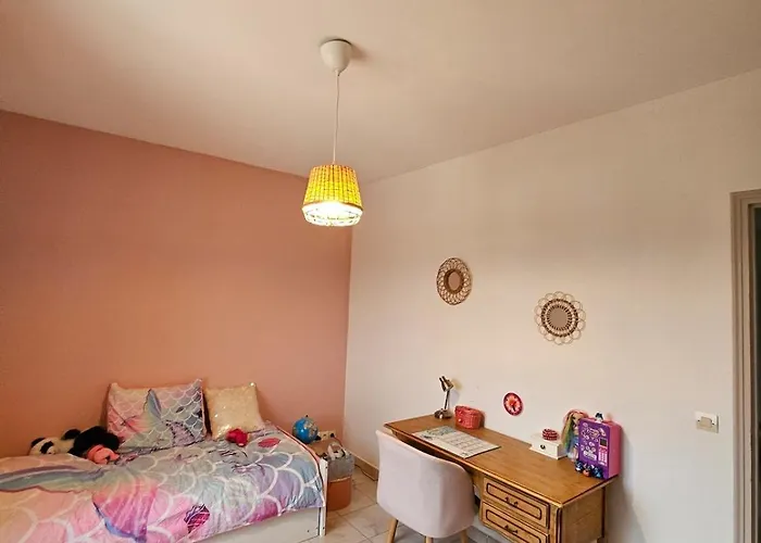 Typique Entre Terre Et Villa Hyères