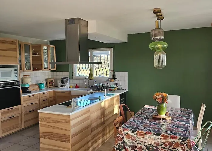 Typique Entre Terre Et