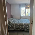 Villa Typique Entre Terre Et *